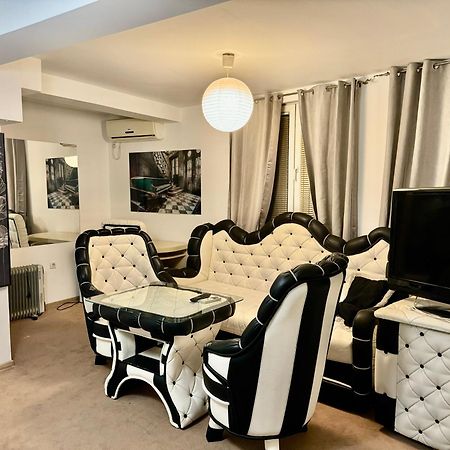 Bali Colosseum Hotel Belgrado Buitenkant foto
