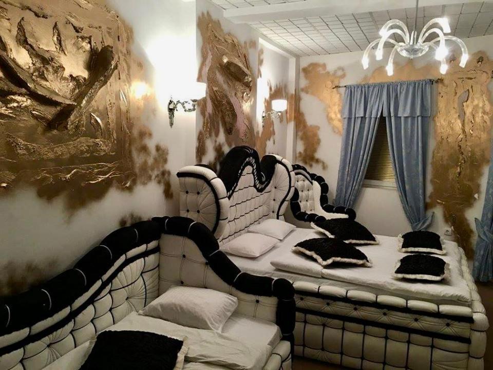 Bali Colosseum Hotel Belgrado Buitenkant foto