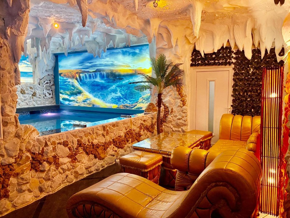 Bali Colosseum Hotel Belgrado Buitenkant foto