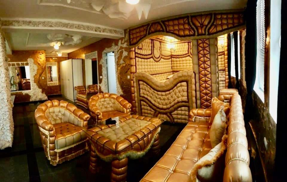 Bali Colosseum Hotel Belgrado Buitenkant foto