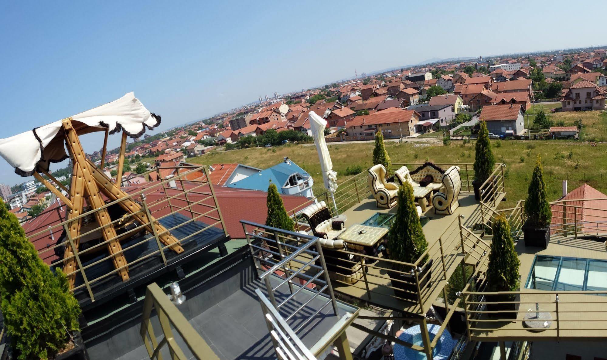 Bali Colosseum Hotel Belgrado Buitenkant foto